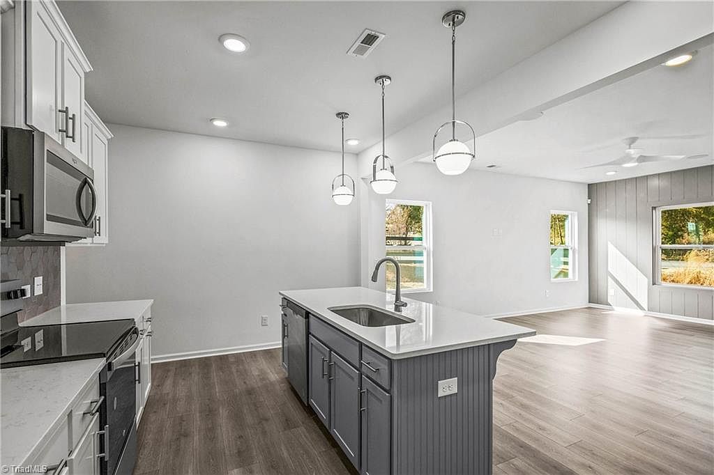 4010 Aster Point Ct Pfafftown, NC 27040 - Thumbnail 5