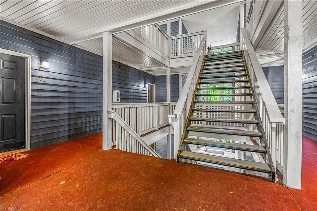 326 Meadows Cir Winston Salem, NC 27104 - Thumbnail 5