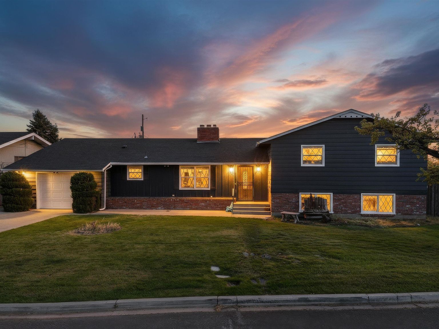 416 W Grandview Ave Sunnyside, WA 98944 - Thumbnail 5