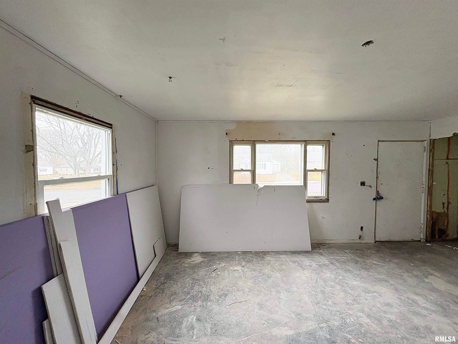 930 W Willow Ln Peoria, IL 61614 - Thumbnail 5