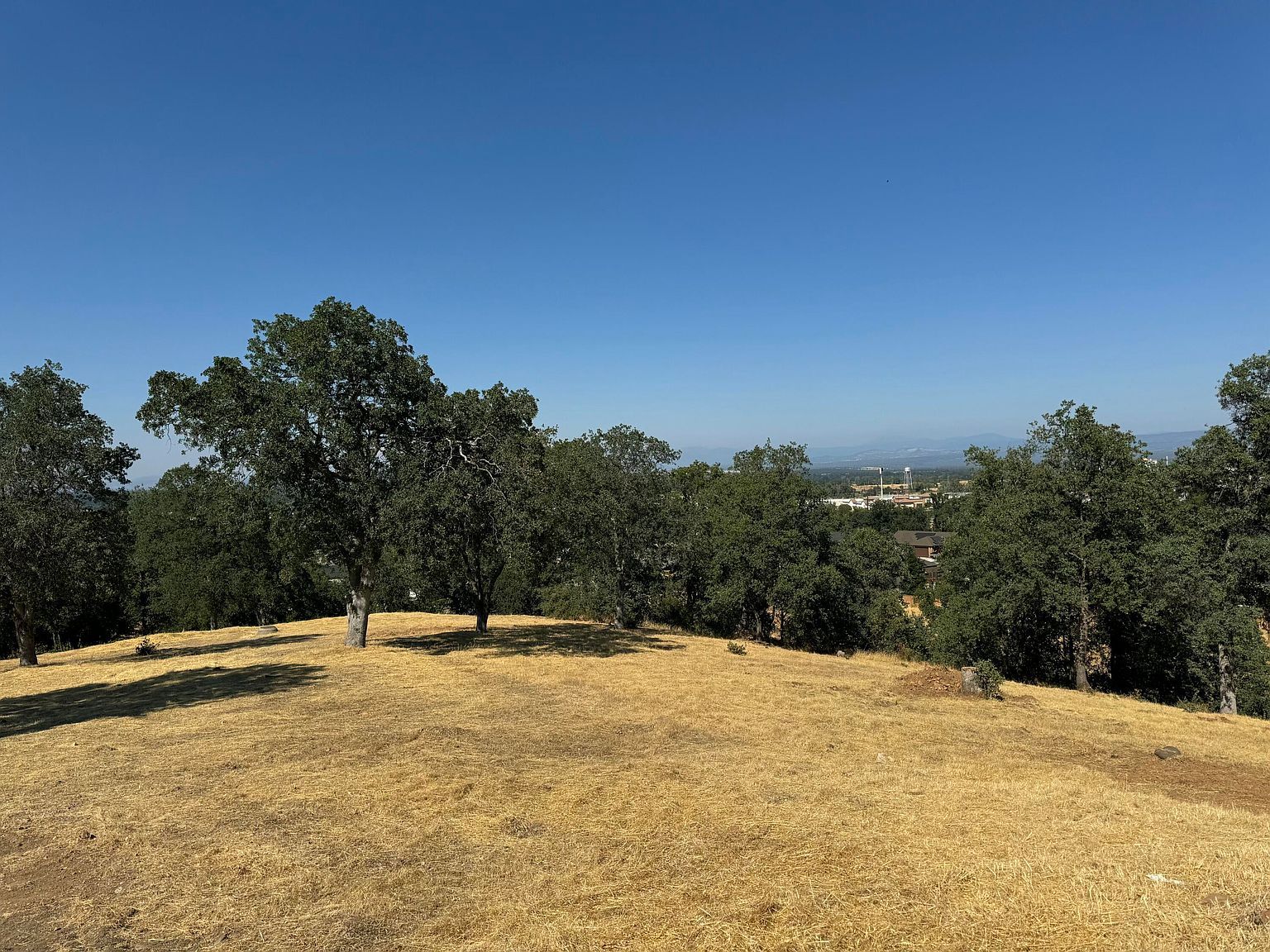 20295 Domaine Pl Anderson, CA 96007 - Thumbnail 5