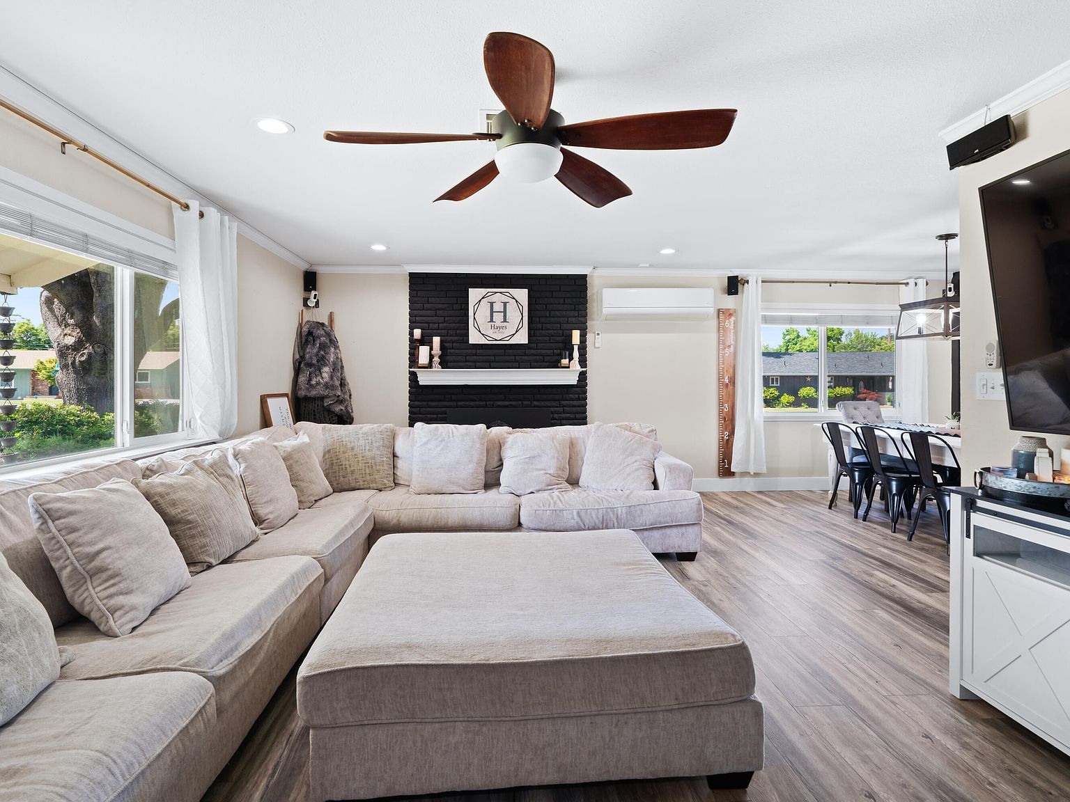 3689 Suzanne Way Redding, CA 96002 - Thumbnail 5