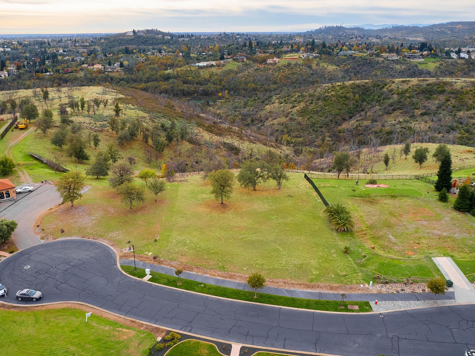 820 Santa Cruz Dr Redding, CA 96003 - Thumbnail 5