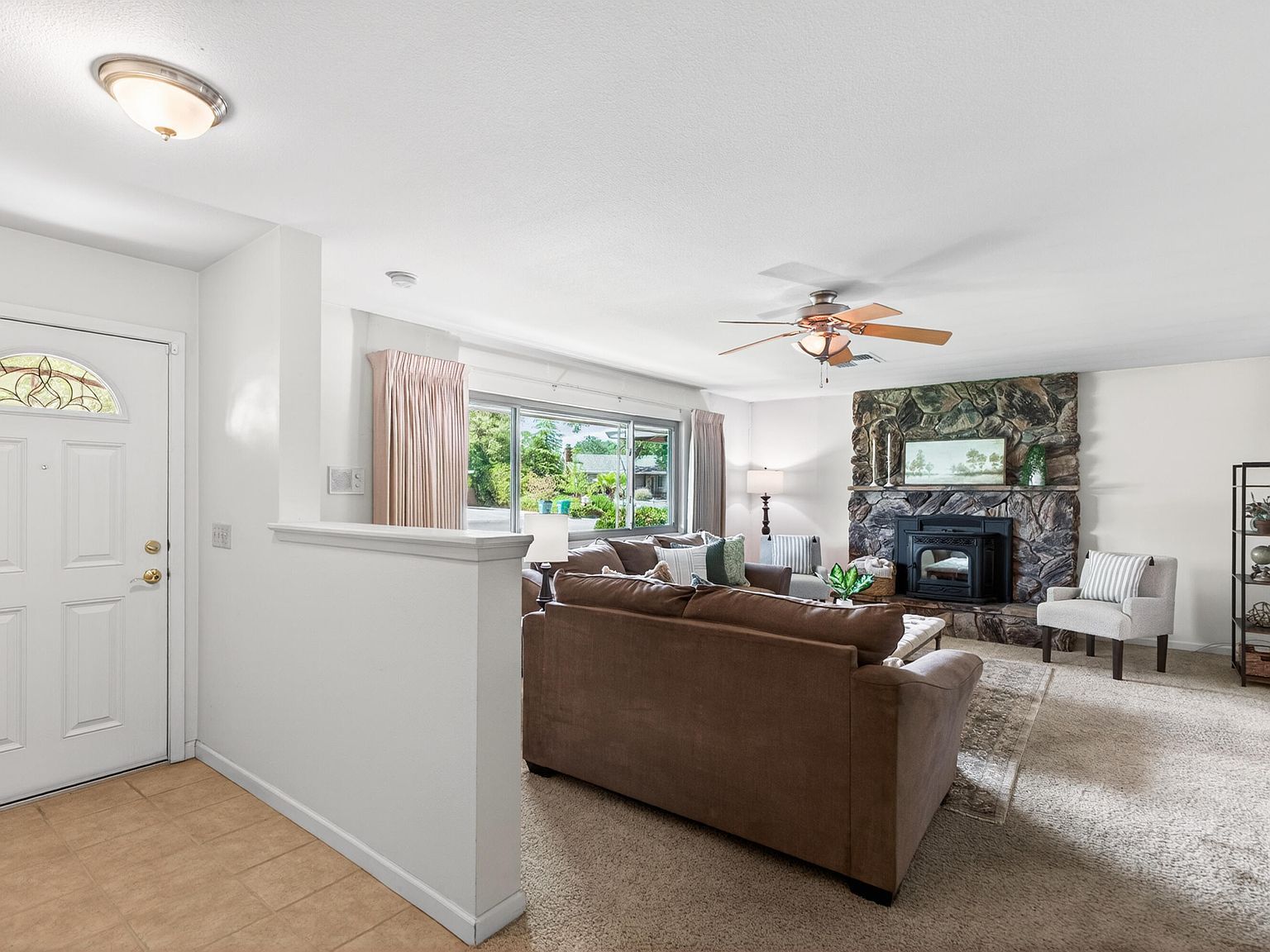 7137 Granada Dr Redding, CA 96002 - Thumbnail 5