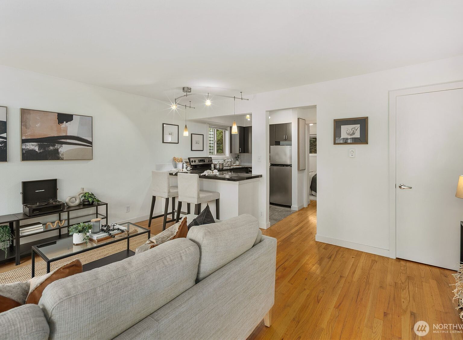 7106 California Ave SW APT 101 Seattle, WA 98136 - Thumbnail 5