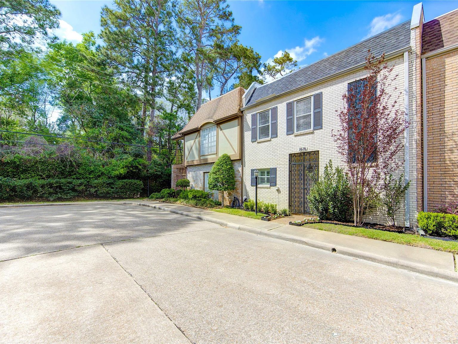 1616 S Gessner Rd Houston, TX 77063 - Thumbnail 5