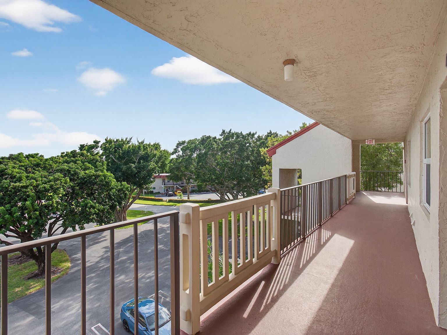 25 Abbey Ln APT 402 Delray Beach, FL 33446 - Thumbnail 5