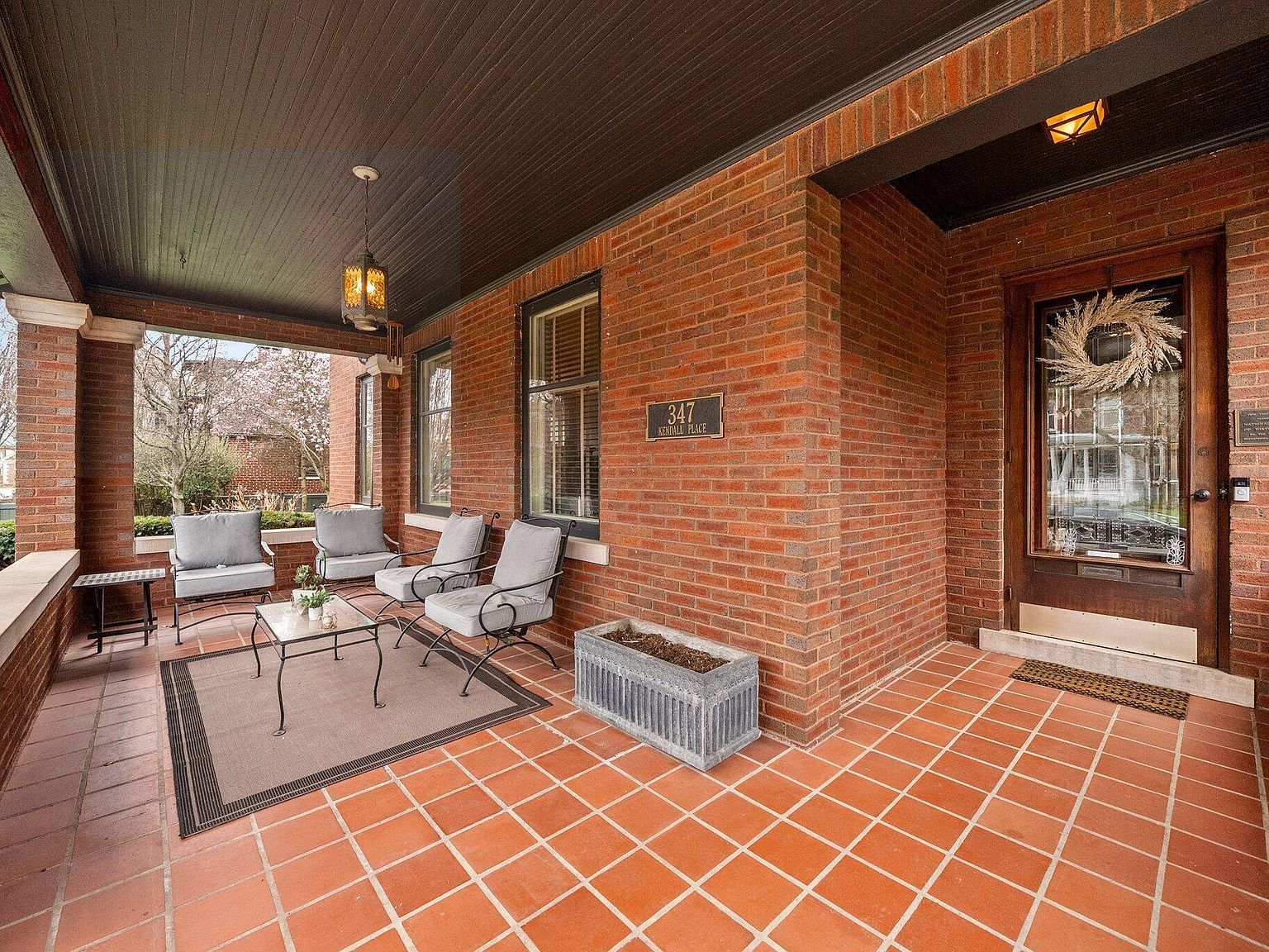 347 Kendall Pl Columbus, OH 43205 - Thumbnail 5