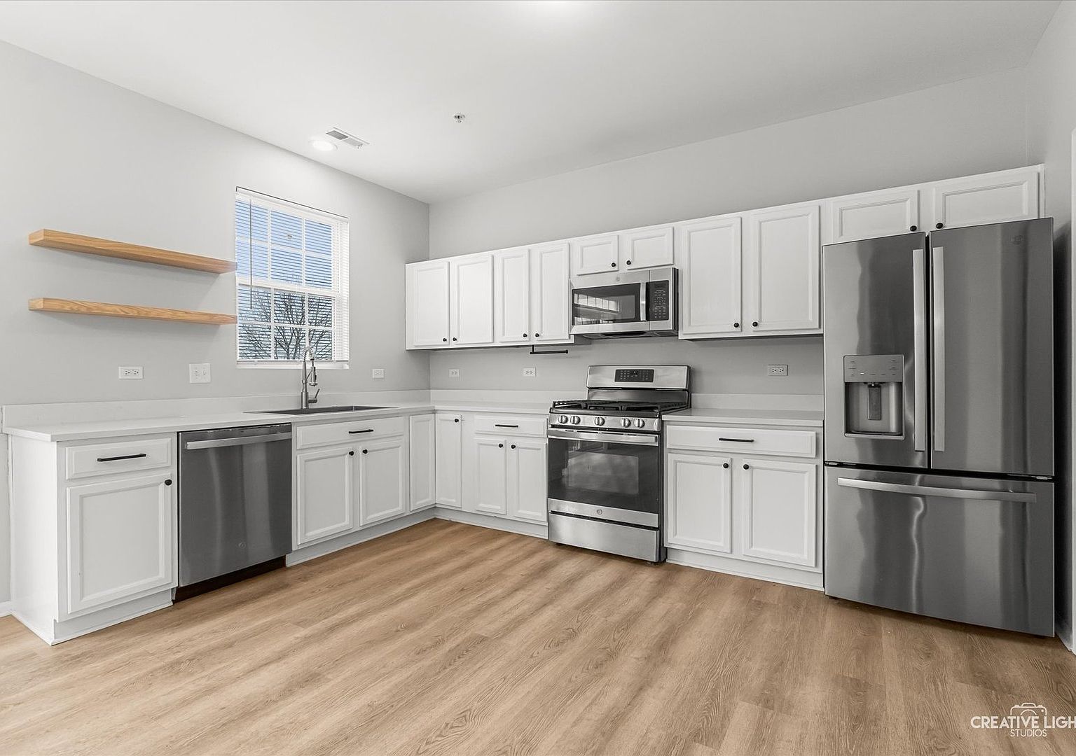 2271 Beresford Dr Yorkville, IL 60560 - Thumbnail 5