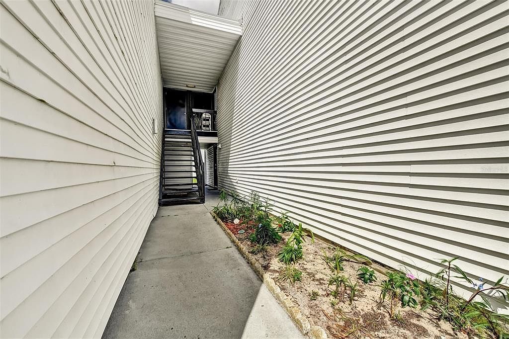 704 Haven Pl #704 Tarpon Springs, FL 34689 - Thumbnail 5