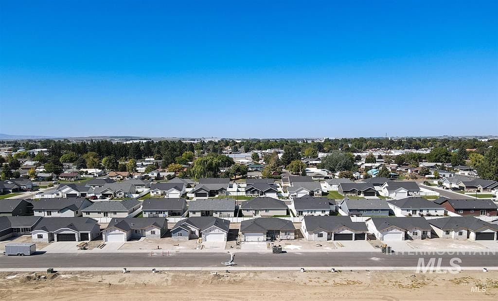 2411 Bristol Ave Burley, ID 83318 - Thumbnail 5