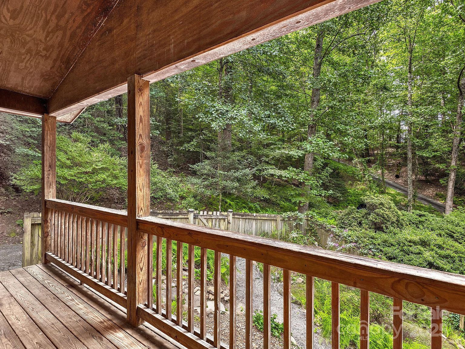 18 Wild Violet Ln Arden, NC 28704 - Thumbnail 5