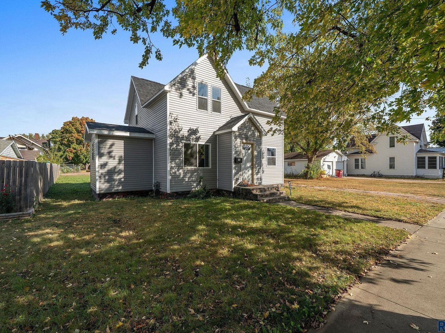 222 W 2nd St Canton, SD 57013 - Thumbnail 5