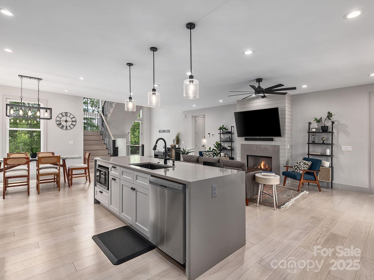 7 Copper Mill Ct Candler, NC 28715 - Thumbnail 5