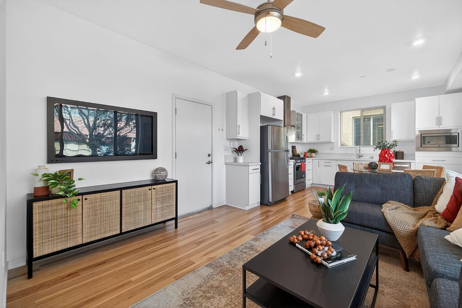 310 1st Ave Sacramento, CA 95818 - Thumbnail 5