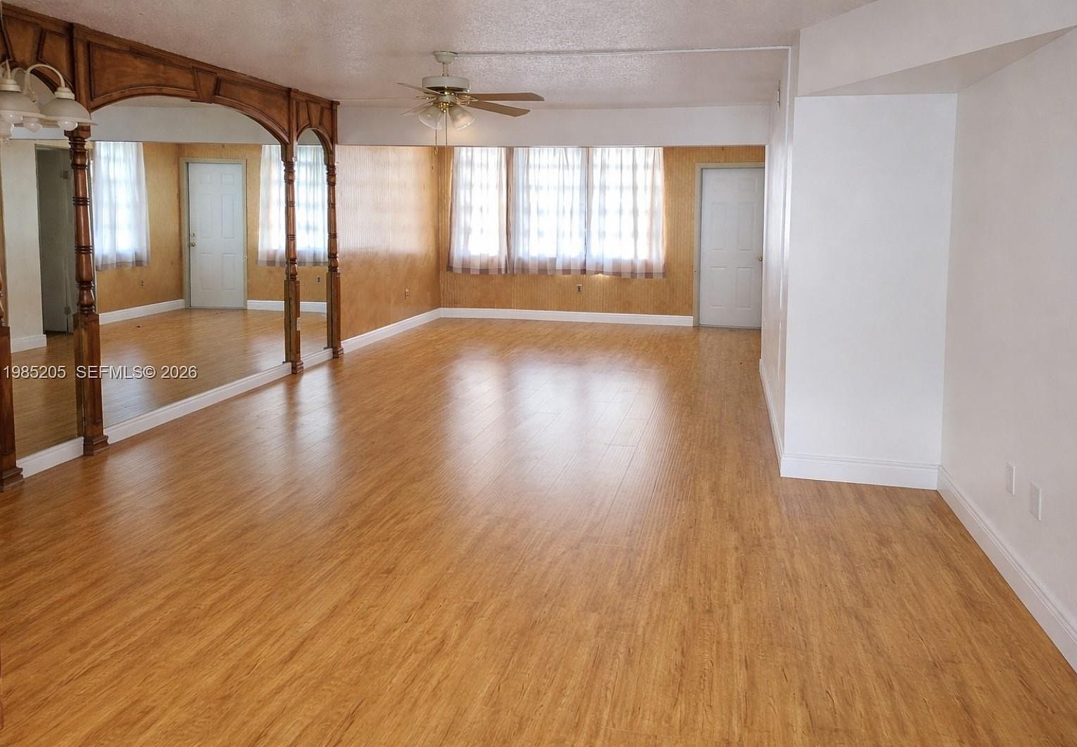 1750 NE 191st St APT 106-1 Miami, FL 33179 - Thumbnail 5