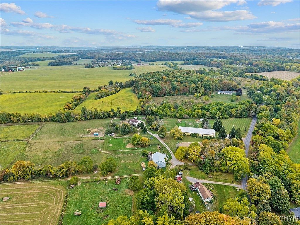 693 Masters Rd Elbridge, NY 13060 - Thumbnail 5