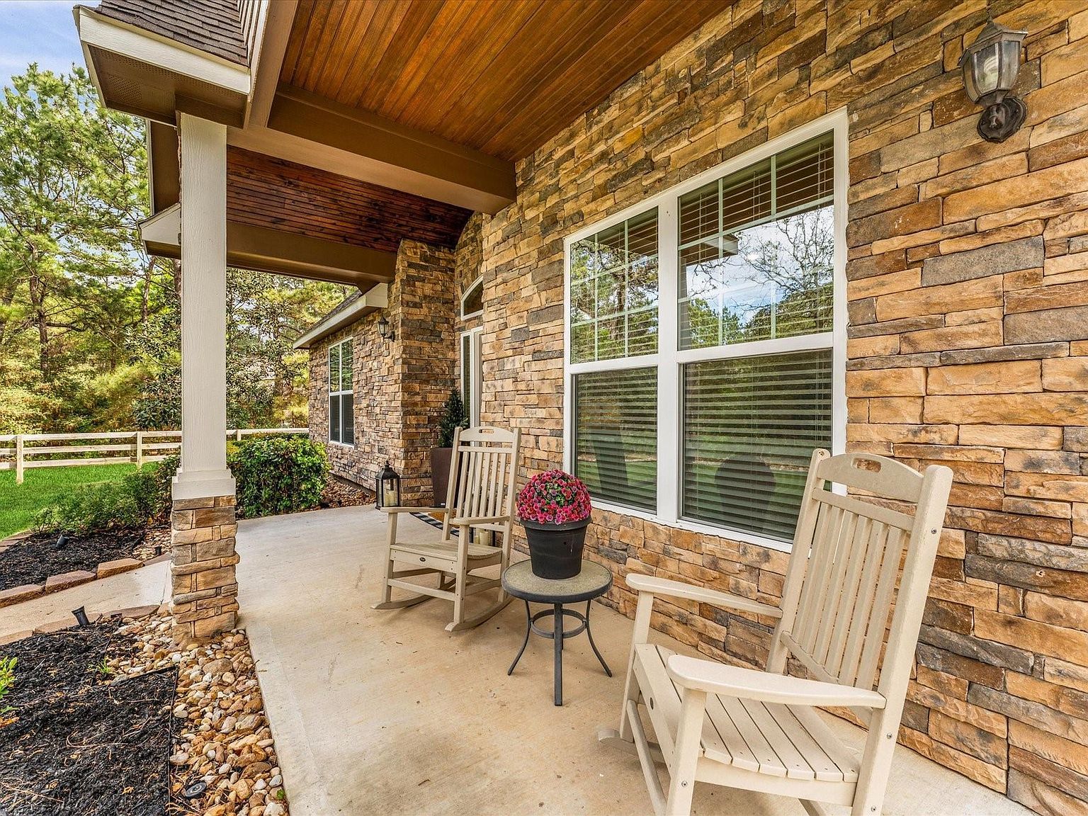 12969 Shady Woods Ct Montgomery, TX 77316 - Thumbnail 5