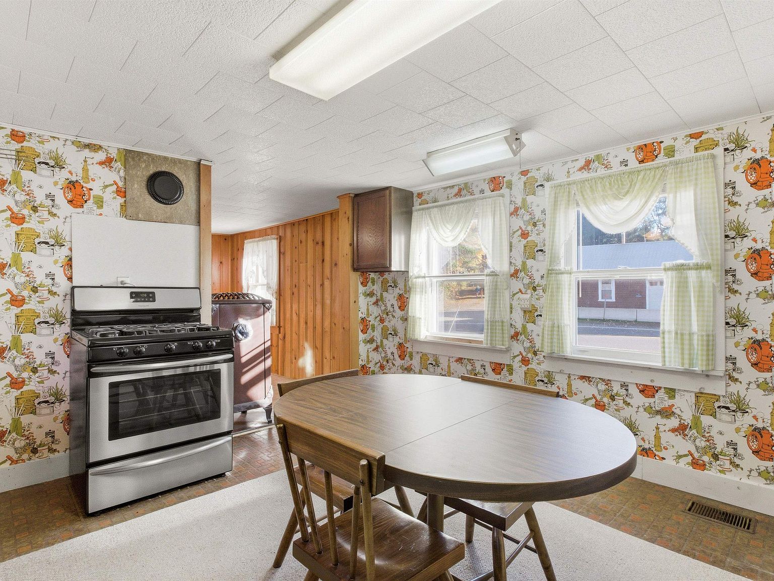 70 Wild Ammonoosuc Rd Woodsville, NH 03785 - Thumbnail 5