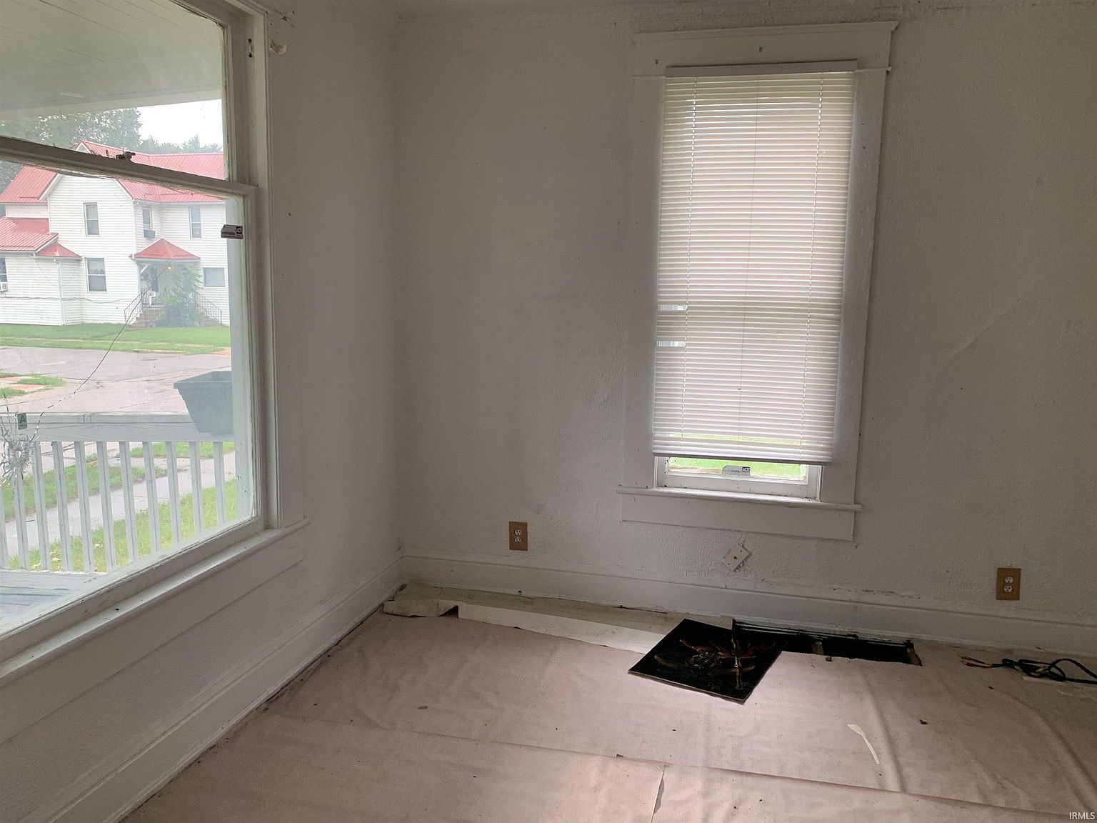 154 N 6th St Elkhart, IN 46516 - Thumbnail 5