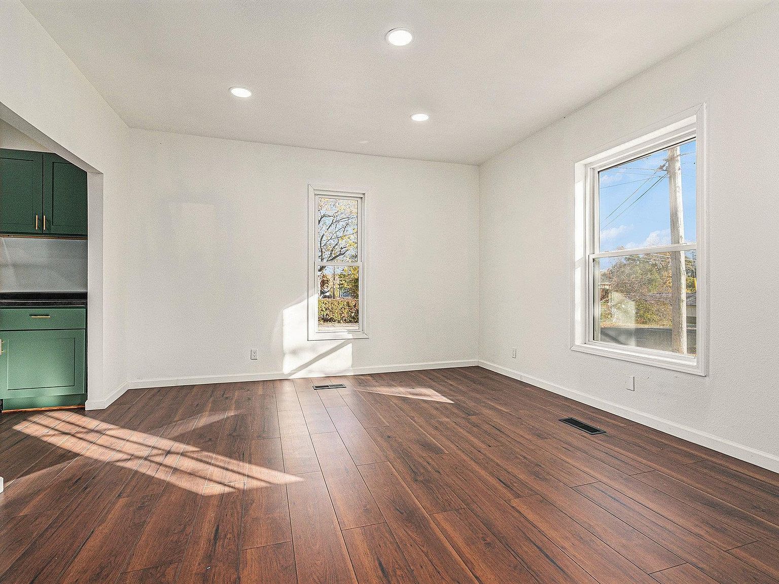 217 N Sherman St Lagrange, IN 46761 - Thumbnail 5