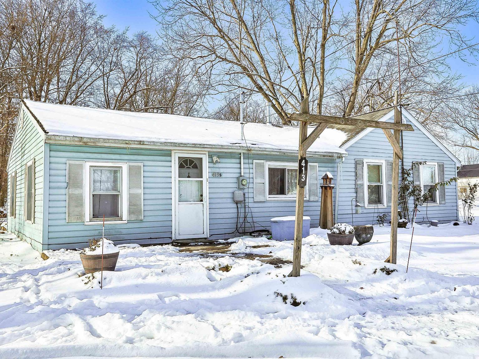 413 S Buffalo St Burket, IN 46508 - Thumbnail 5