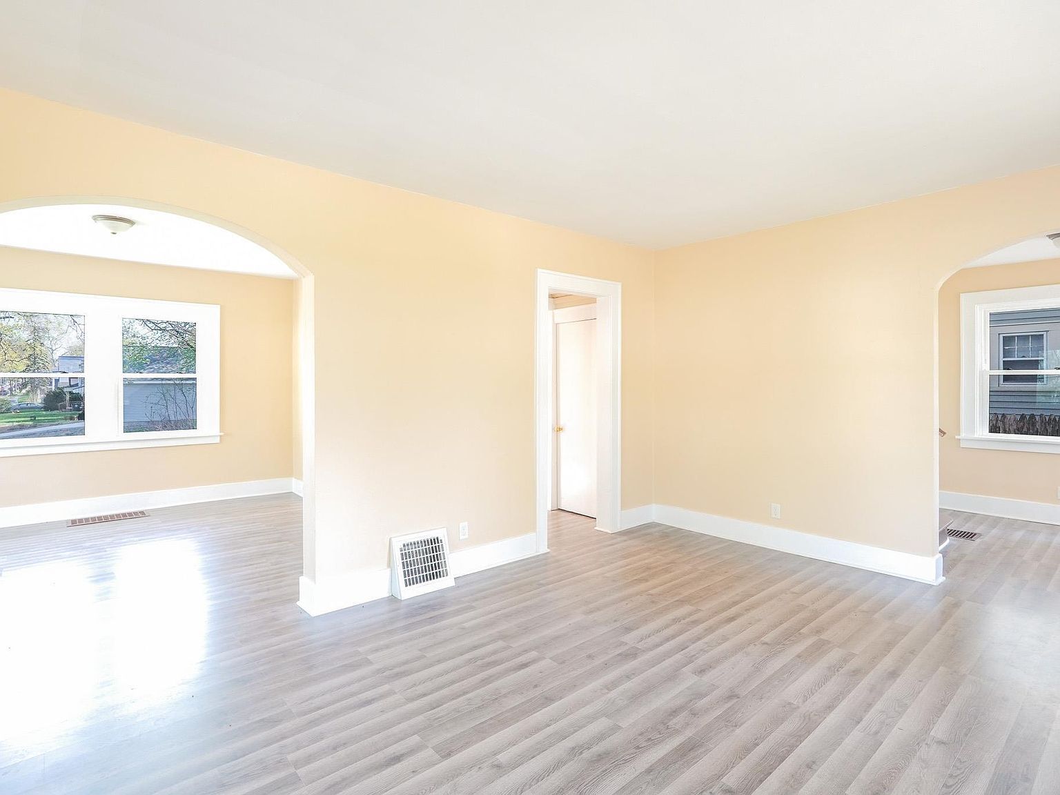 832 Hamilton Ave Fort Wayne, IN 46806 - Thumbnail 5