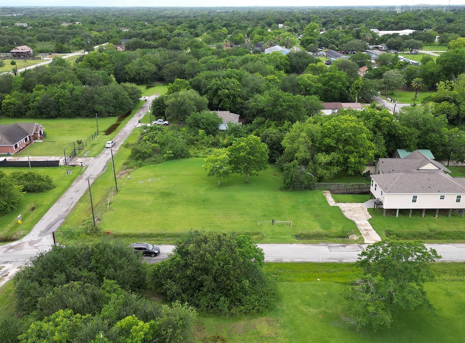 6713 Lewis Rd Hitchcock, TX 77563 - Thumbnail 5