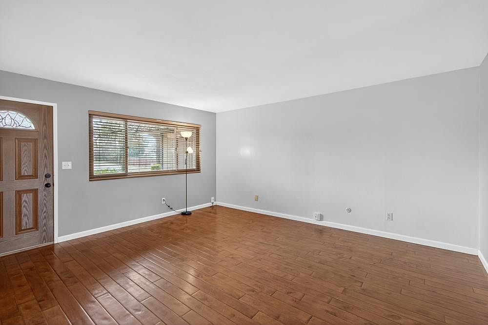 2161 Cottage Way Sacramento, CA 95825 - Thumbnail 5