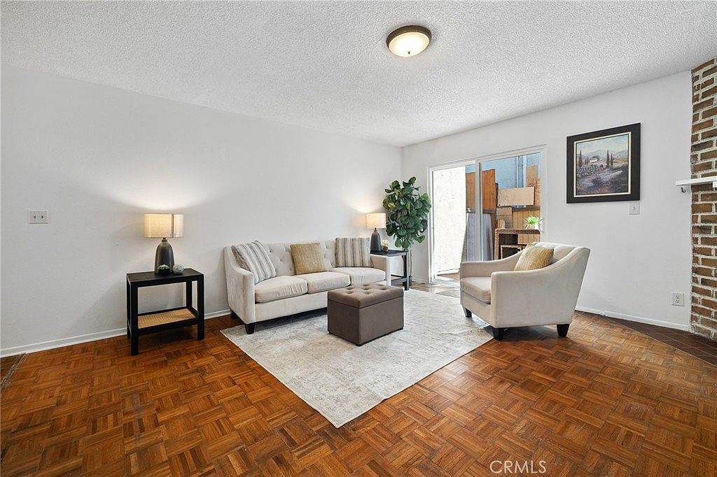 13534 Cordary Ave UNIT 14 Hawthorne, CA 90250 - Thumbnail 5