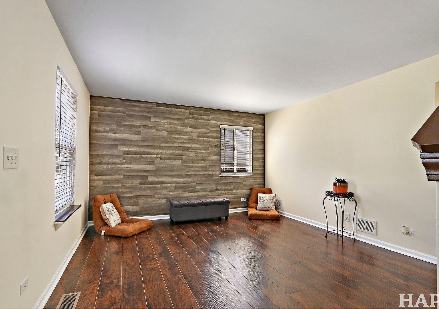 377 E Camden Ln Round Lake Beach, IL 60073 - Thumbnail 5