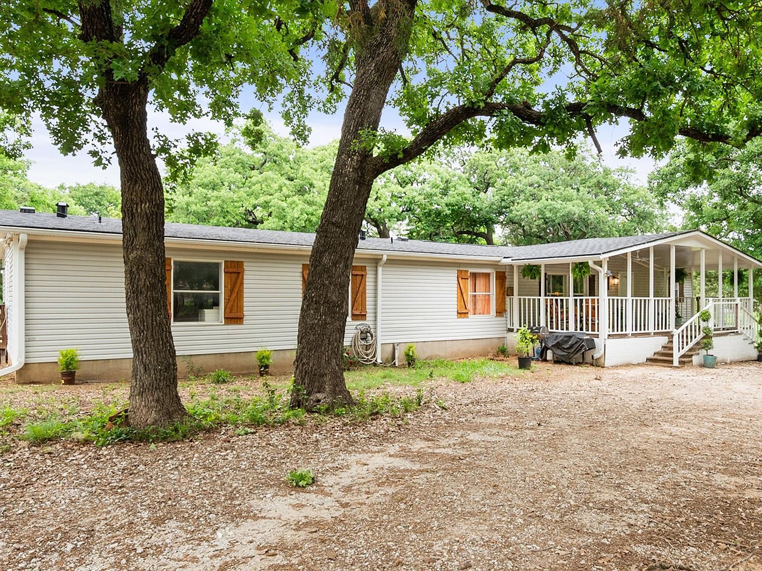 1849 County Road 429 Cleburne, TX 76031 - Thumbnail 5