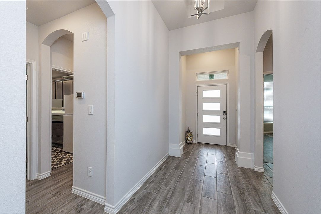 7718 Iron Man Dr Corpus Christi, TX 78414 - Thumbnail 5