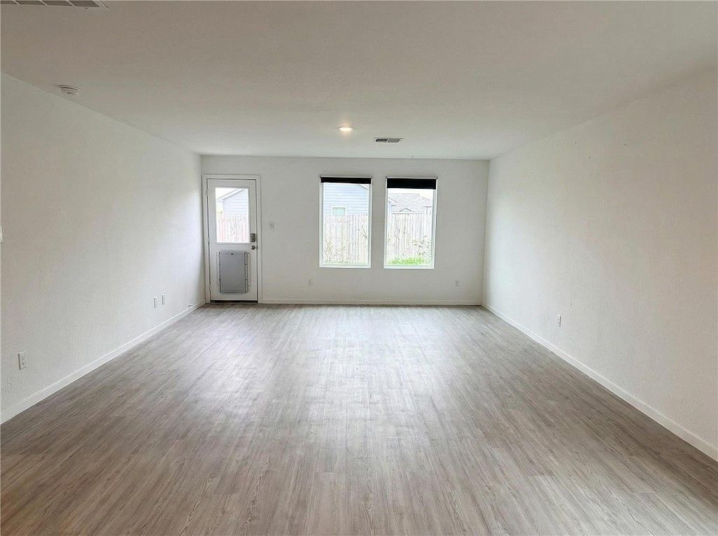 9201 Wilde Way Corpus Christi, TX 78410 - Thumbnail 5