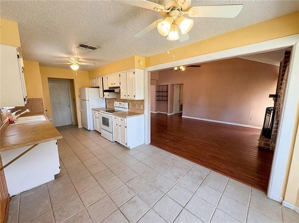 3125 Roanoke Dr Corpus Christi, TX 78414 - Thumbnail 5