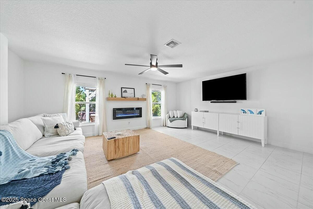 200 Circle Ave Melbourne, FL 32935 - Thumbnail 5