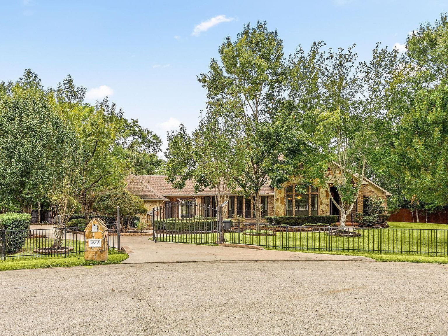 28618 Benders Crossing Dr Spring, TX 77386 - Thumbnail 5