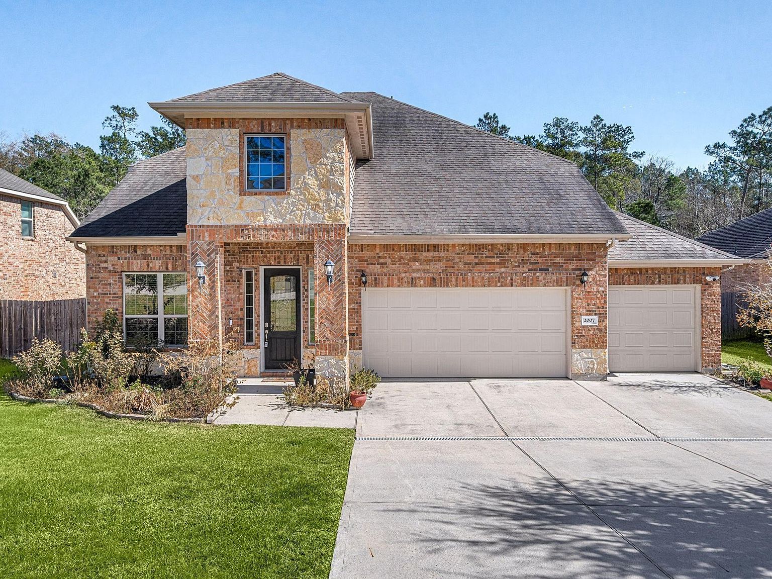 2007 Brookmont Dr Conroe, TX 77301 - Thumbnail 5