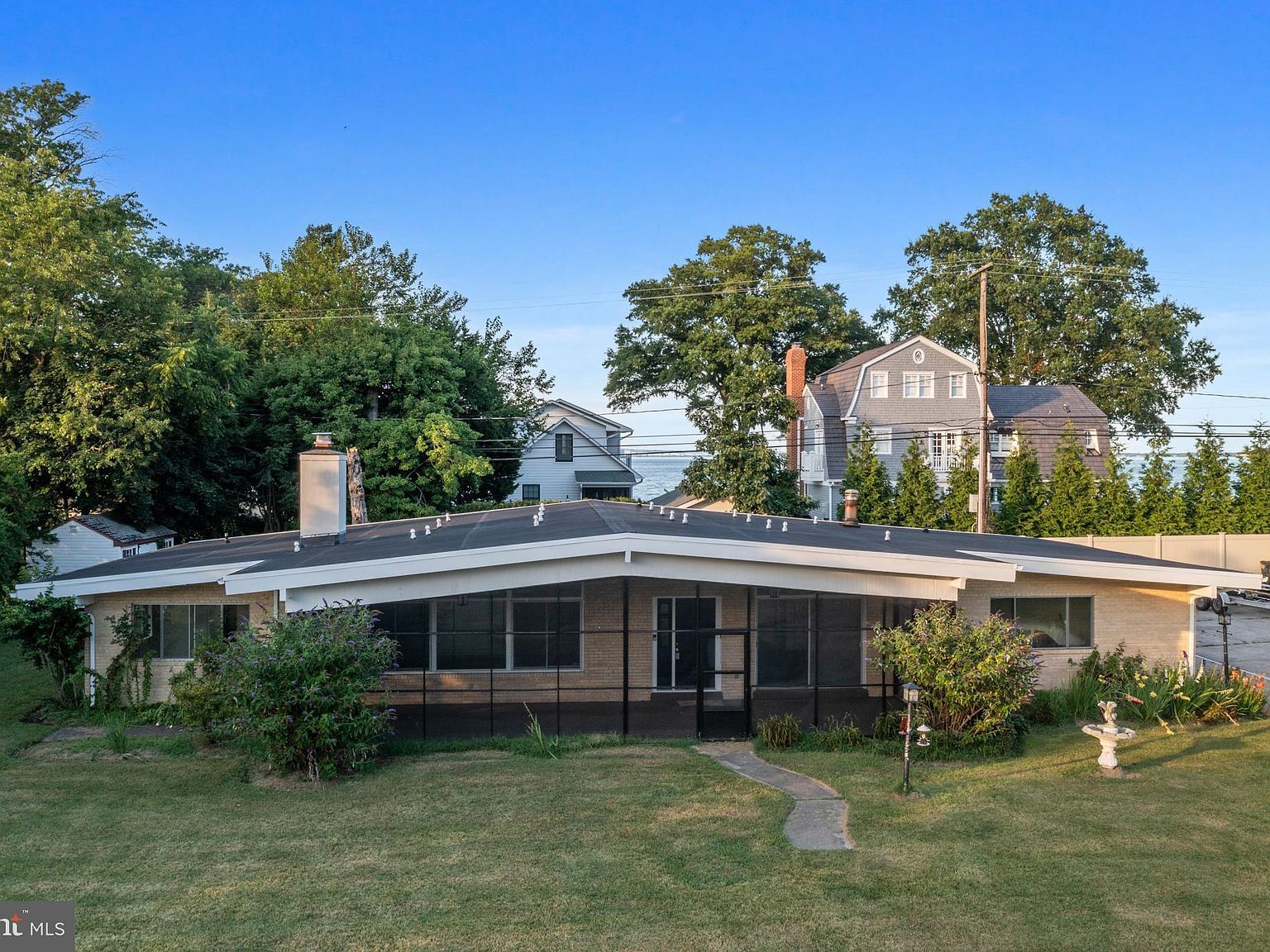 45 E Lake Dr Annapolis, MD 21403 - Thumbnail 5