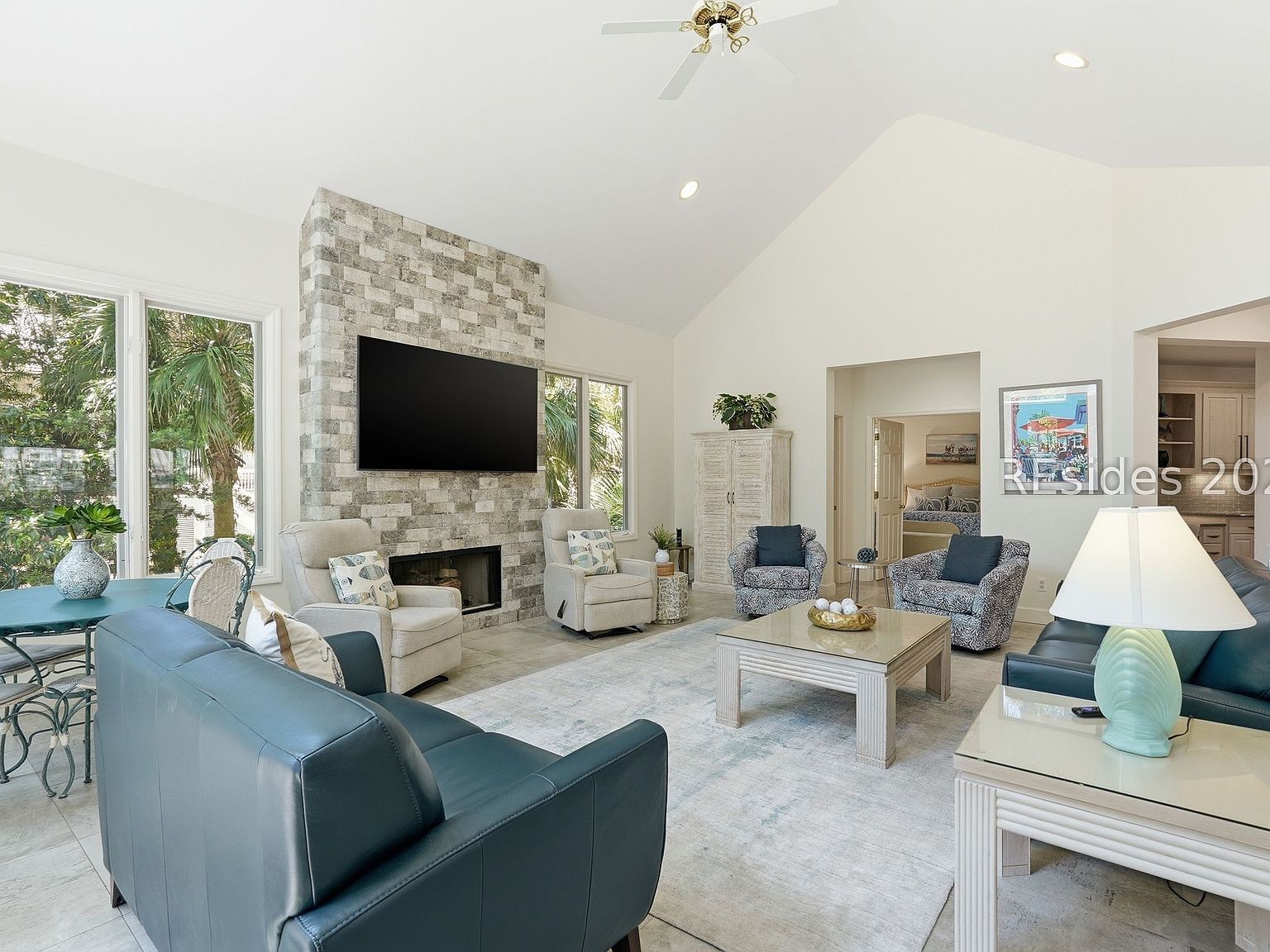 1 Sutherland Ct Hilton Head Island, SC 29928 - Thumbnail 5