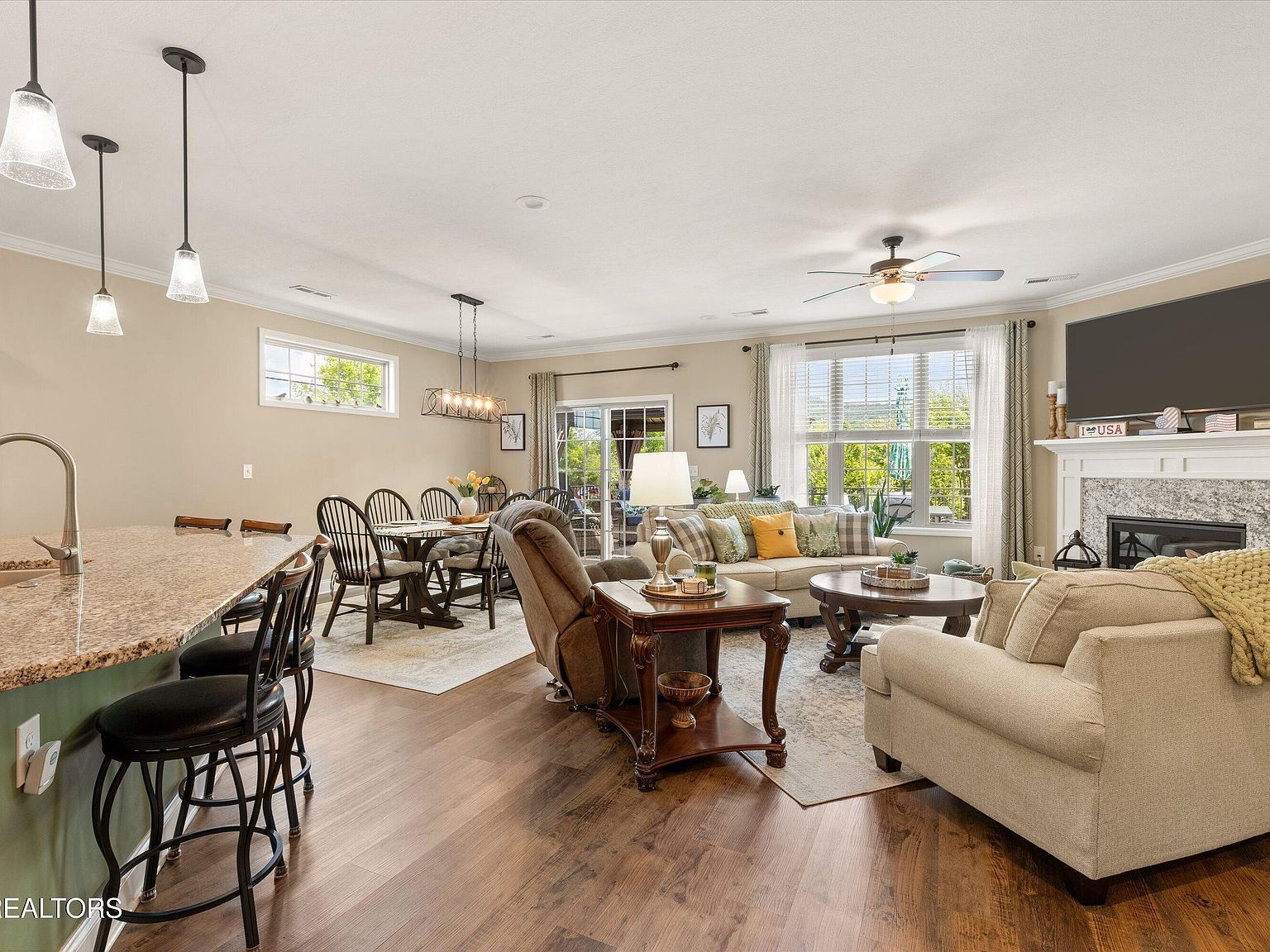 2267 Boulder Crest Ln Sevierville, TN 37876 - Thumbnail 5