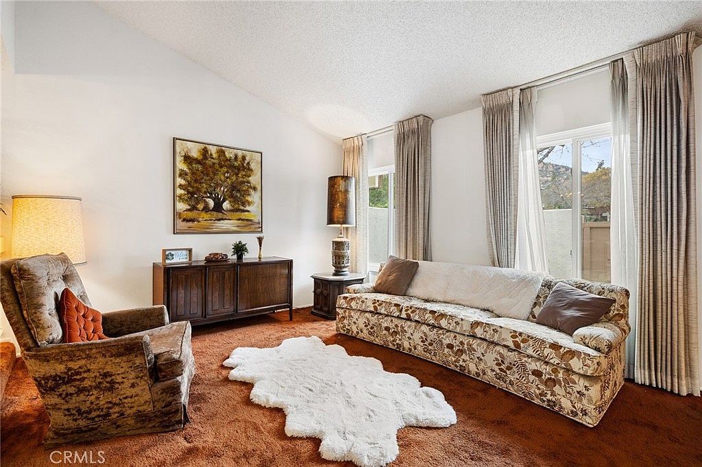 10140 Larwin Ave Unit 3 Chatsworth, CA 91311 - Thumbnail 5