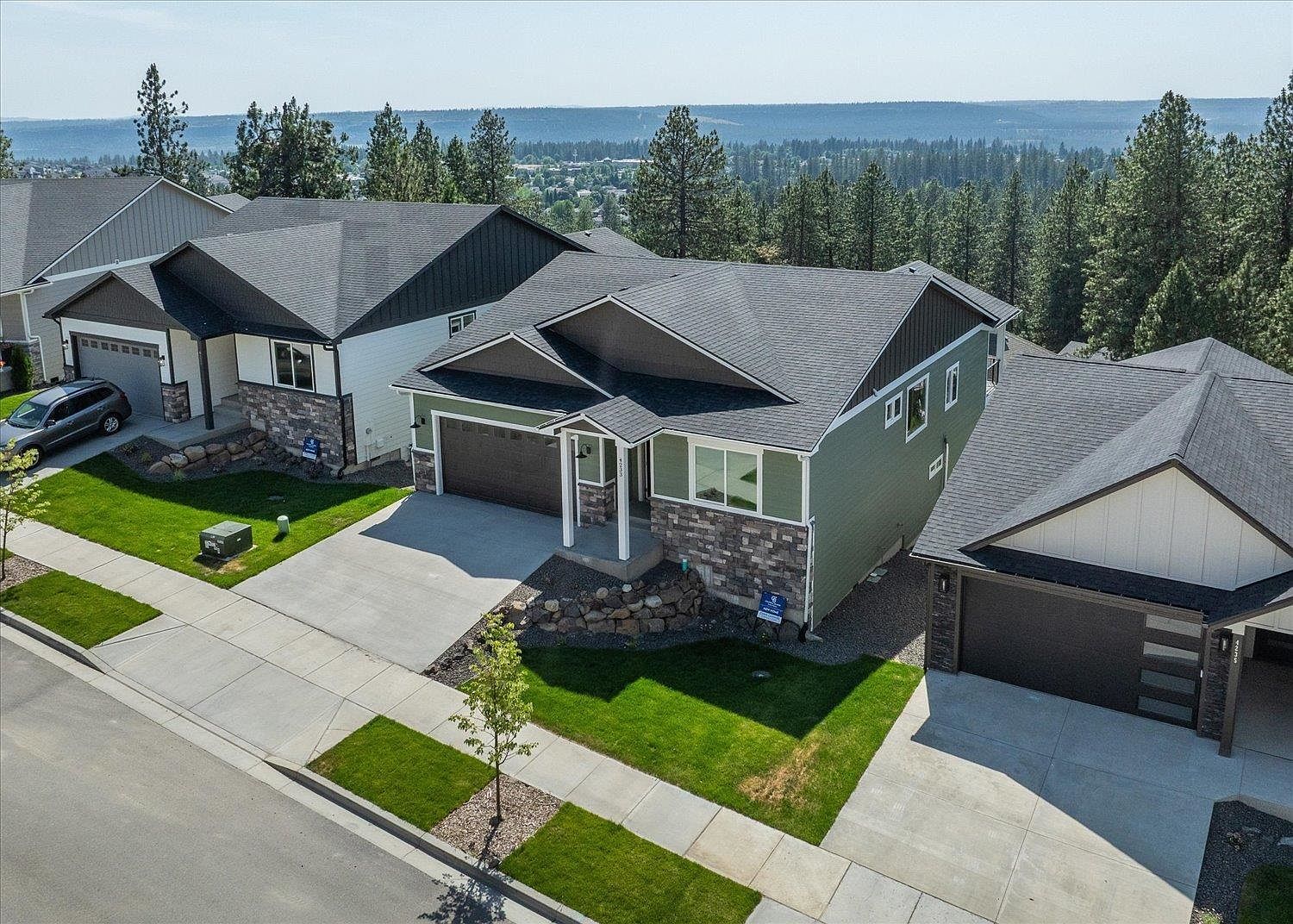 4233 W Tolliver Ct Spokane, WA 99208 - Thumbnail 5