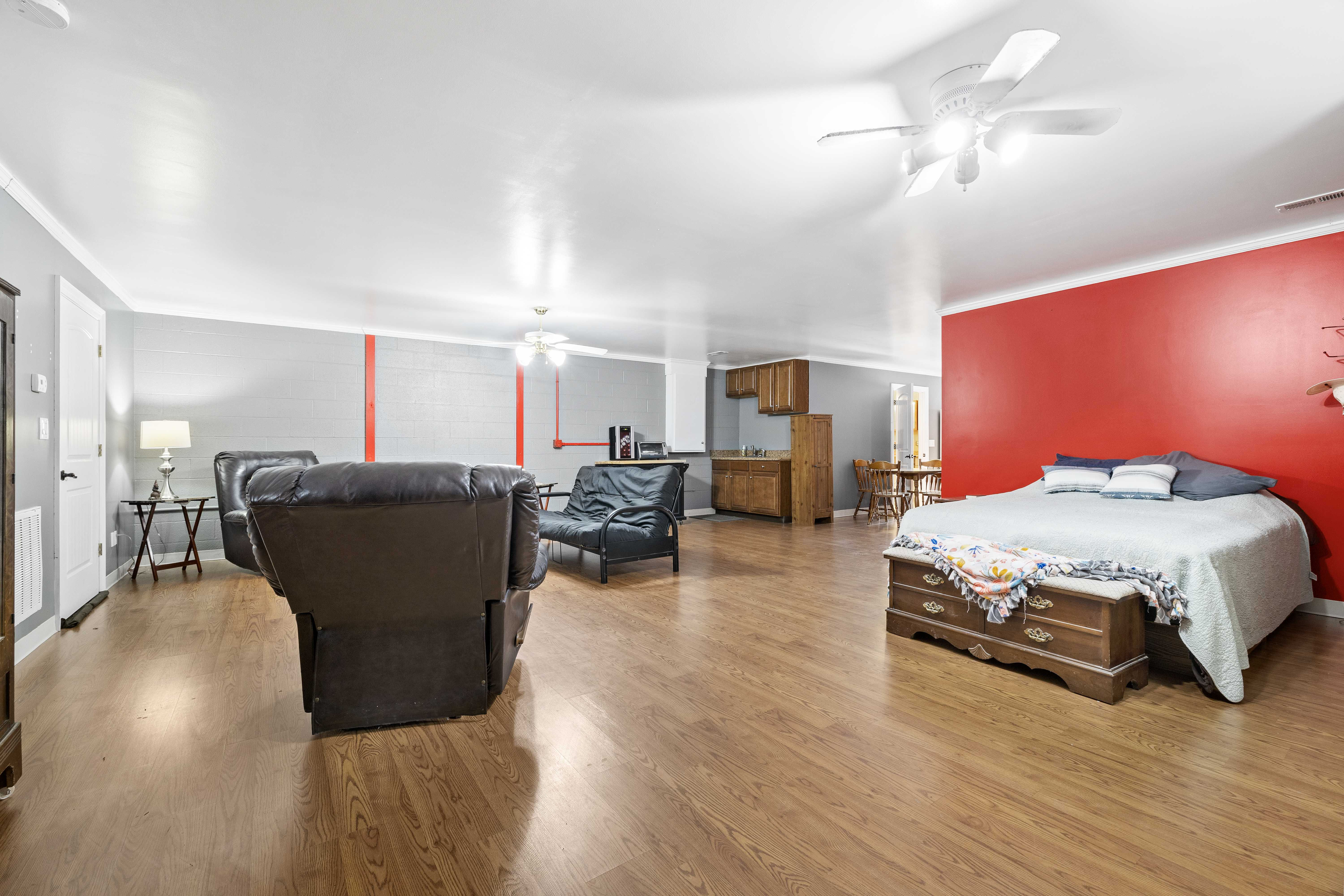 105 Saddlewood Lane, Statesville, NC, USA, 28625 - Thumbnail 5