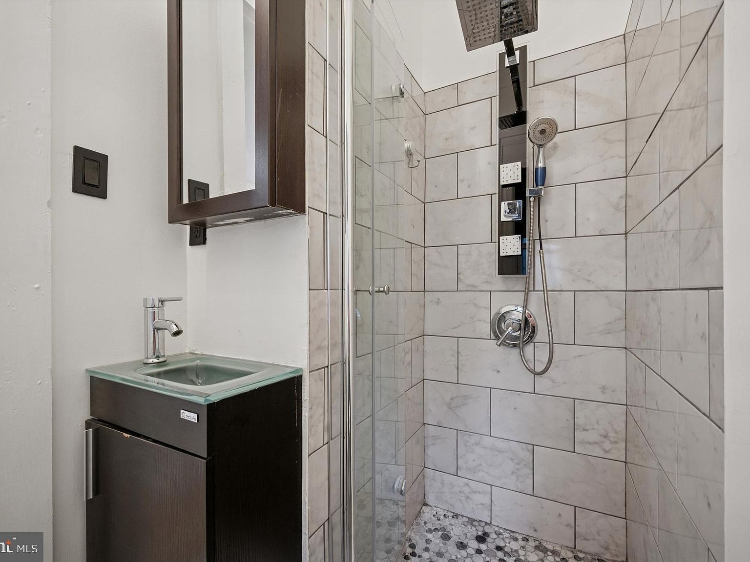 1828 N 27th St Philadelphia, PA 19121 - Thumbnail 5