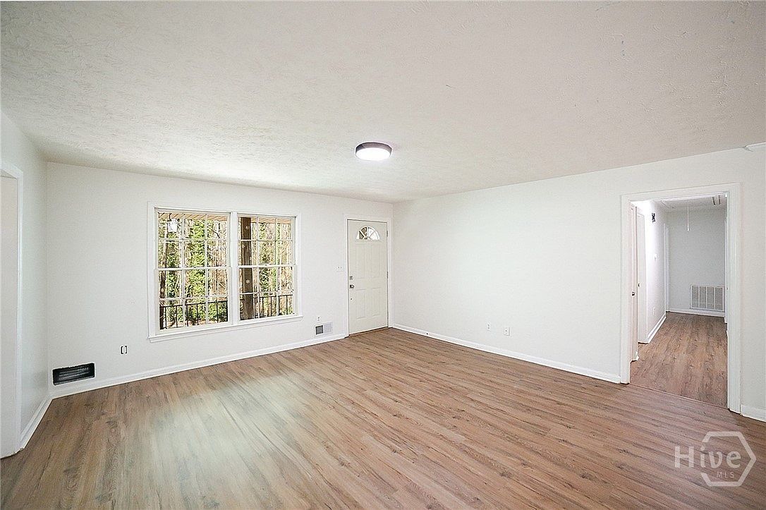 325 Segrest Cir Athens, GA 30605 - Thumbnail 5