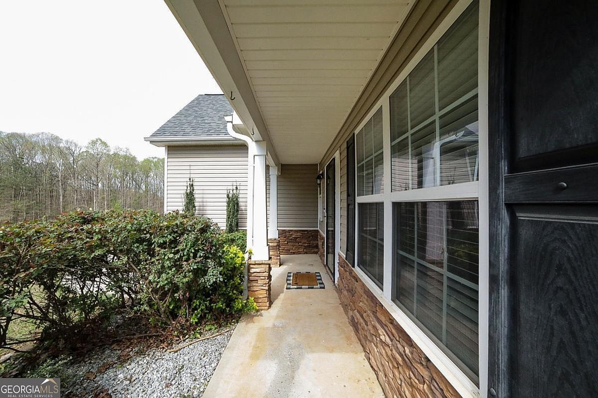 560 Windsong Lake Dr Commerce, GA 30529 - Thumbnail 5