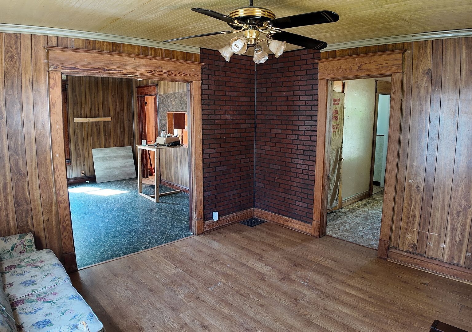 113 S Isabella St Clinton, IL 61727 - Thumbnail 5