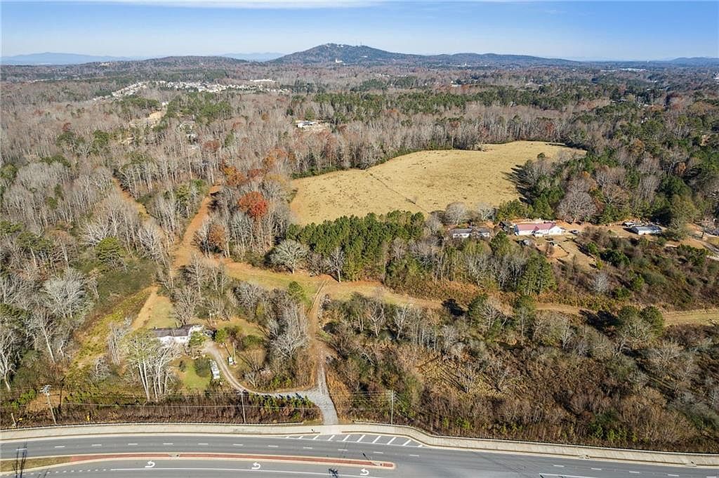 3760 Castleberry Rd Cumming, GA 30040 - Thumbnail 5