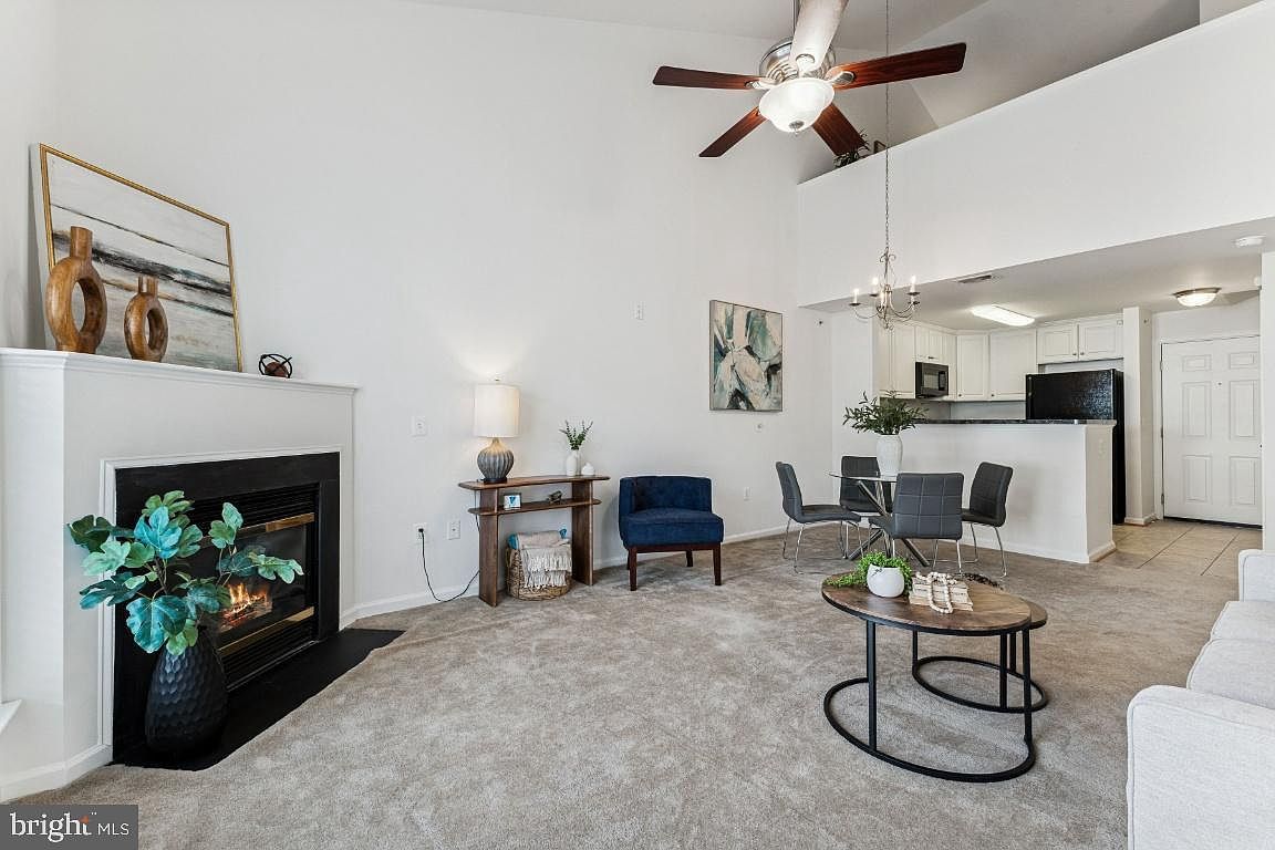 3810 Lightfoot St UNIT 404 Chantilly, VA 20151 - Thumbnail 5